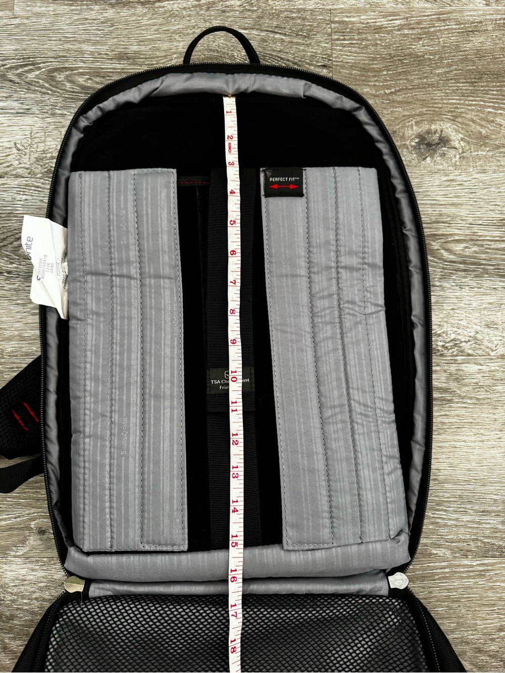 Samsonite Black Backpack with Red Accent Zippers - Picture 8 of 8